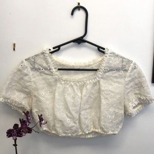 White floral embedded crop top